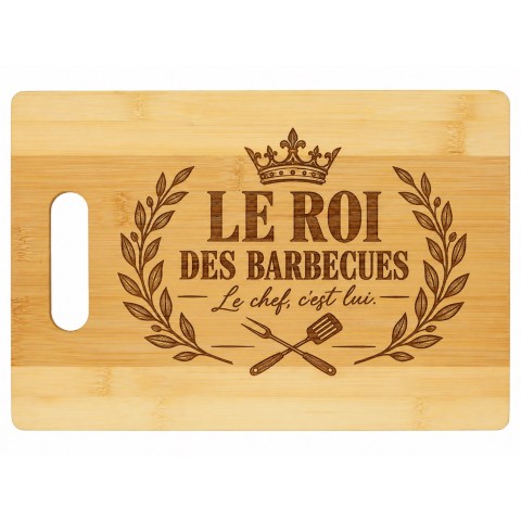 Planche bambou gravée – Le roi des barbecues