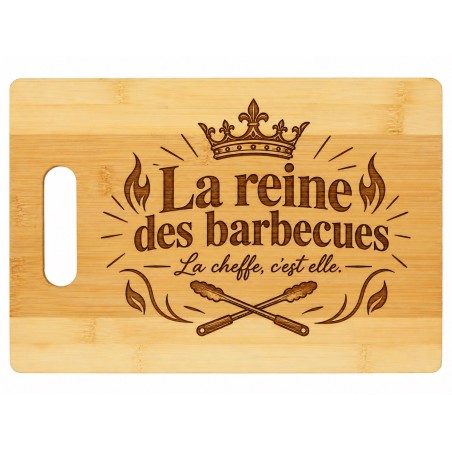 Planche bambou gravée – La reine des barbecues