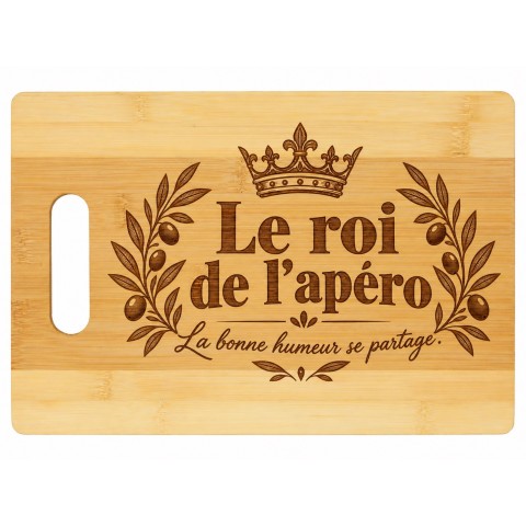 Planche bambou gravée – Le roi de l’apéro